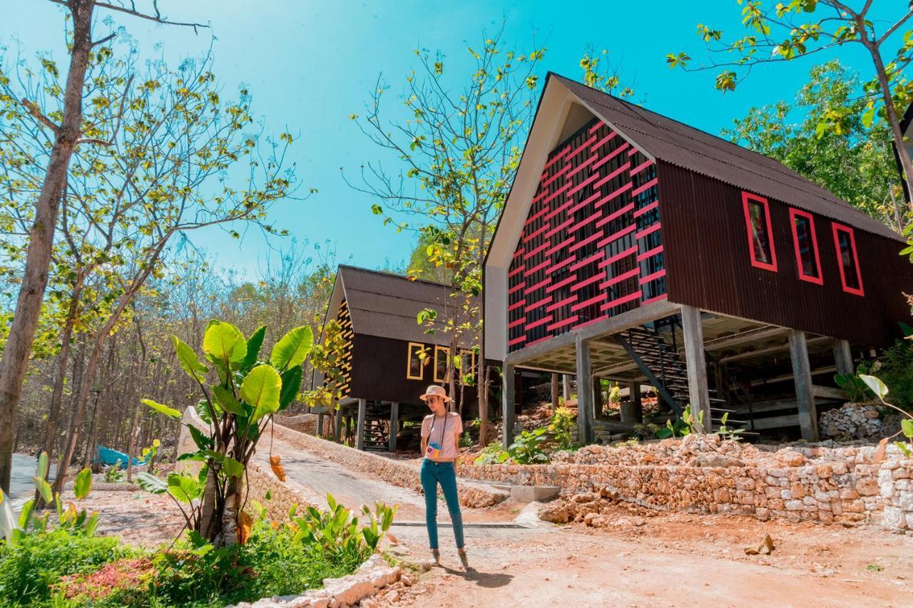 Radika Paradise Villa & Cottage Tepus Exterior photo